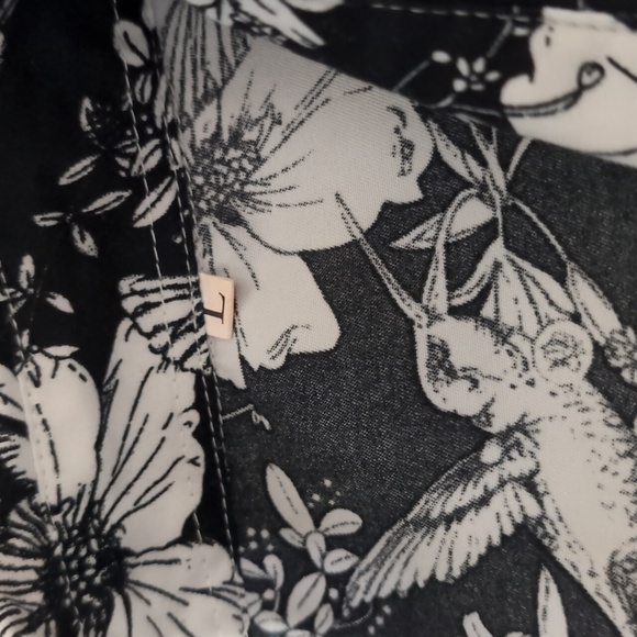 Shein Vacation Shirt - Picture 5 of 6